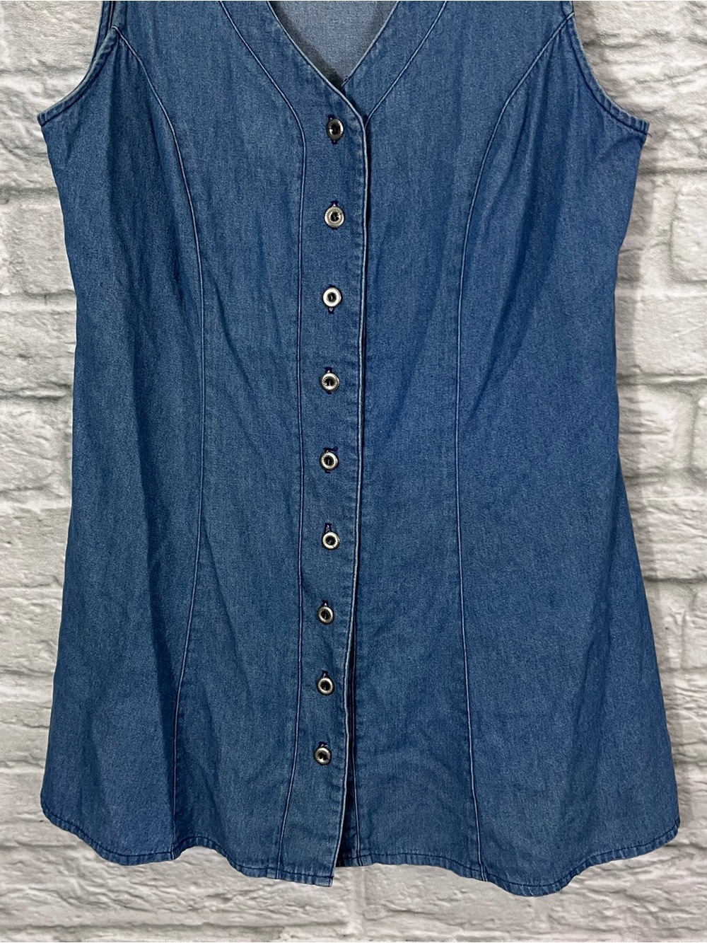 VTG Darlyn V-Neck Button Front Blue Denim Sleeveless Mini Summer Dress - Size 10 - Picture 4 of 8
